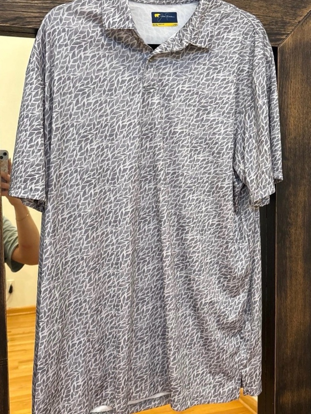 Leaf-Print Short-Sleeve Polo in Gray and White